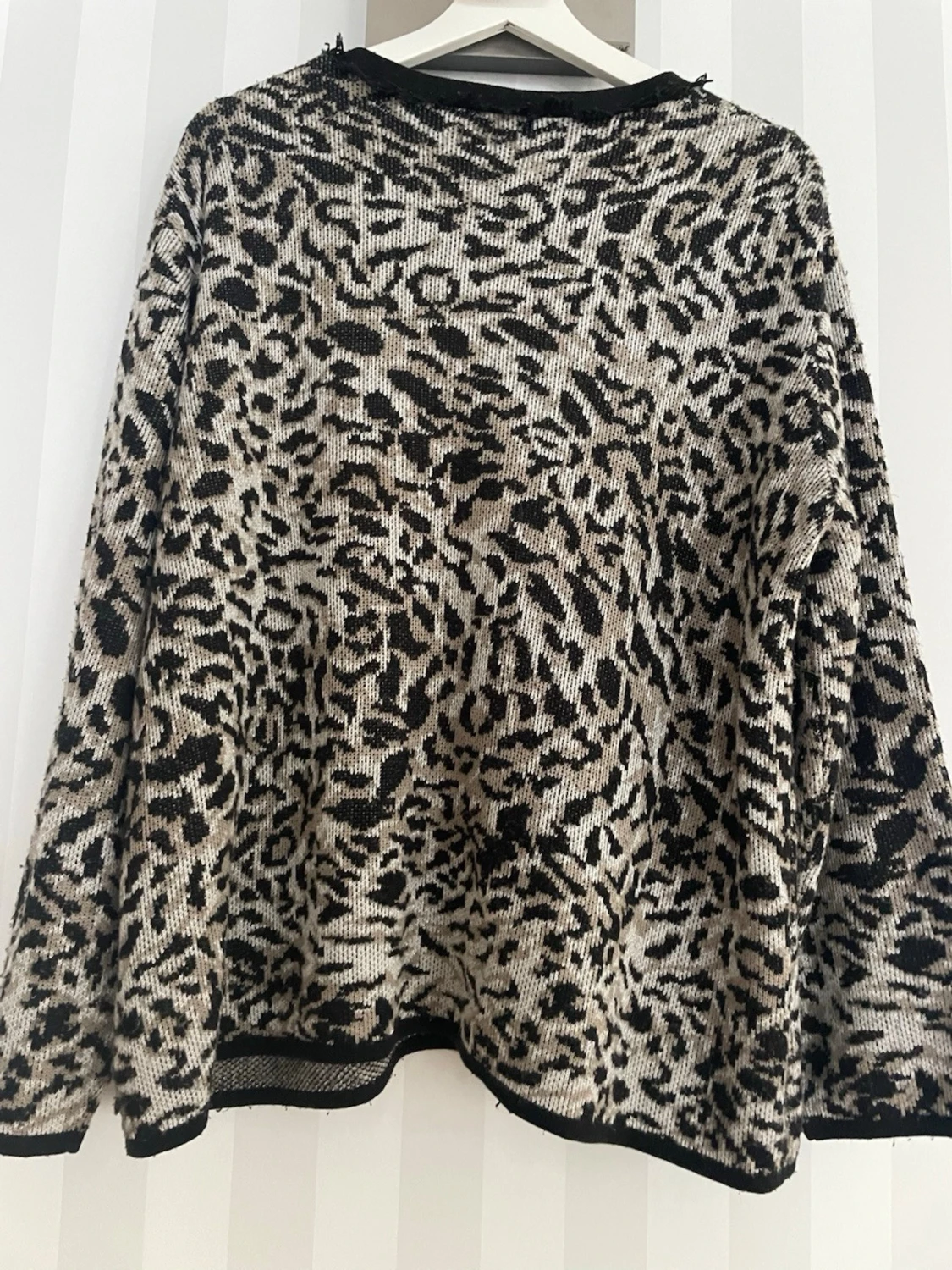 Leopardmönstrad kofta med dragkedja - 2