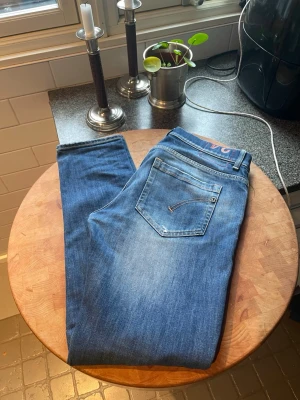Dondup jeans  - Säljer nu ett par feta dondup jeans i storlek 34 | mycket fint skick utan defekter| priset är ej hugget i sten | kom dm för flera frågor eller funderingar!