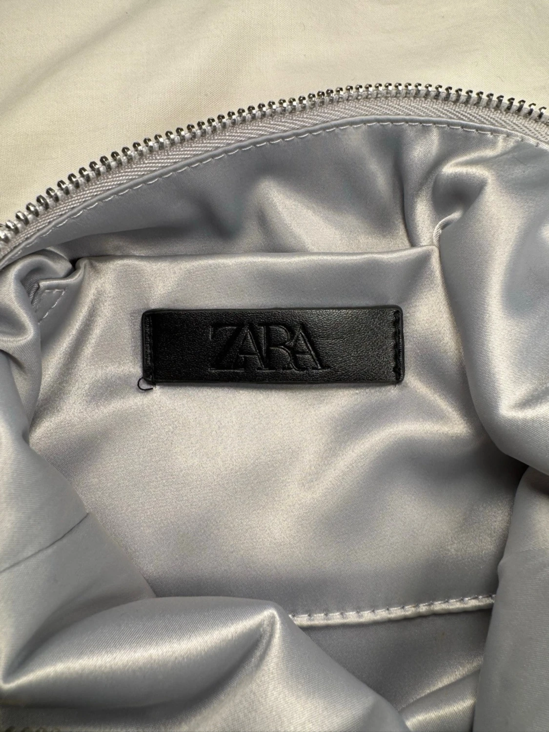 Glittrig väska  - 2