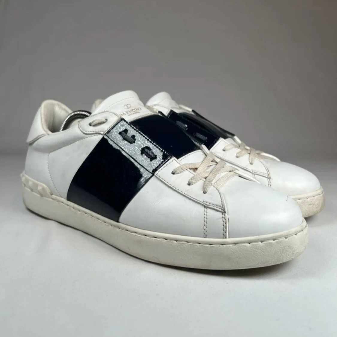 Valentino opens - 2