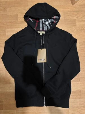 Burberry hoodie - Inte använd