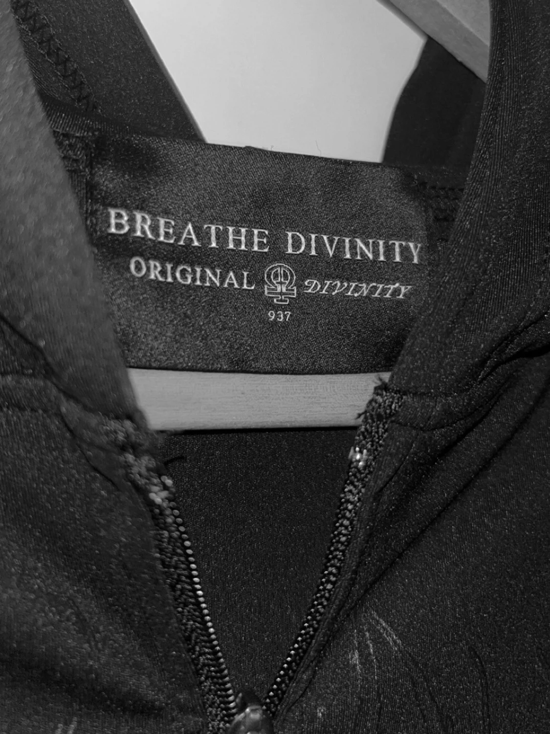 Breathdivinity compression hoodie  - 3