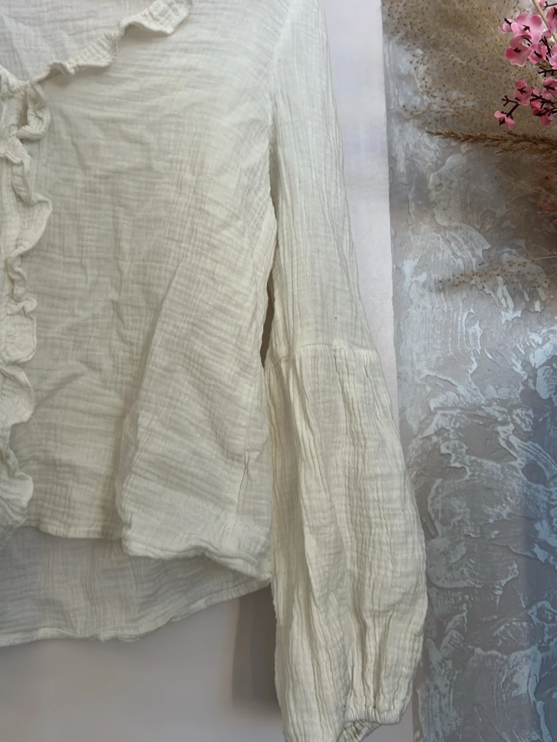 Vit volangblus i bomull - 1