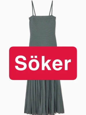 SÖKER denna klänning från COS - Söker denna klänning från COS i storlek XS/S/M❤️