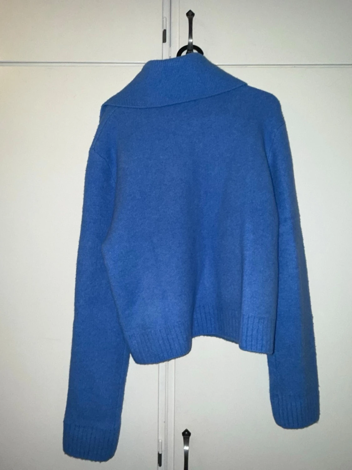 Blå stickad tröja med krage - brand new with tags attached never worn  - 1