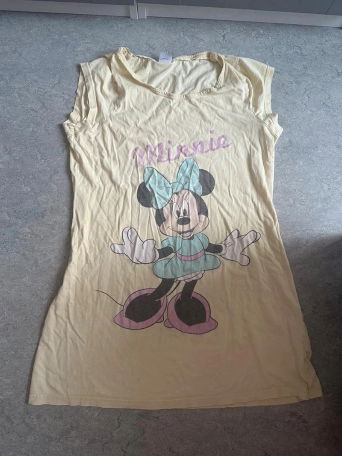 Gult nattlinne med Minnie Mouse Disney