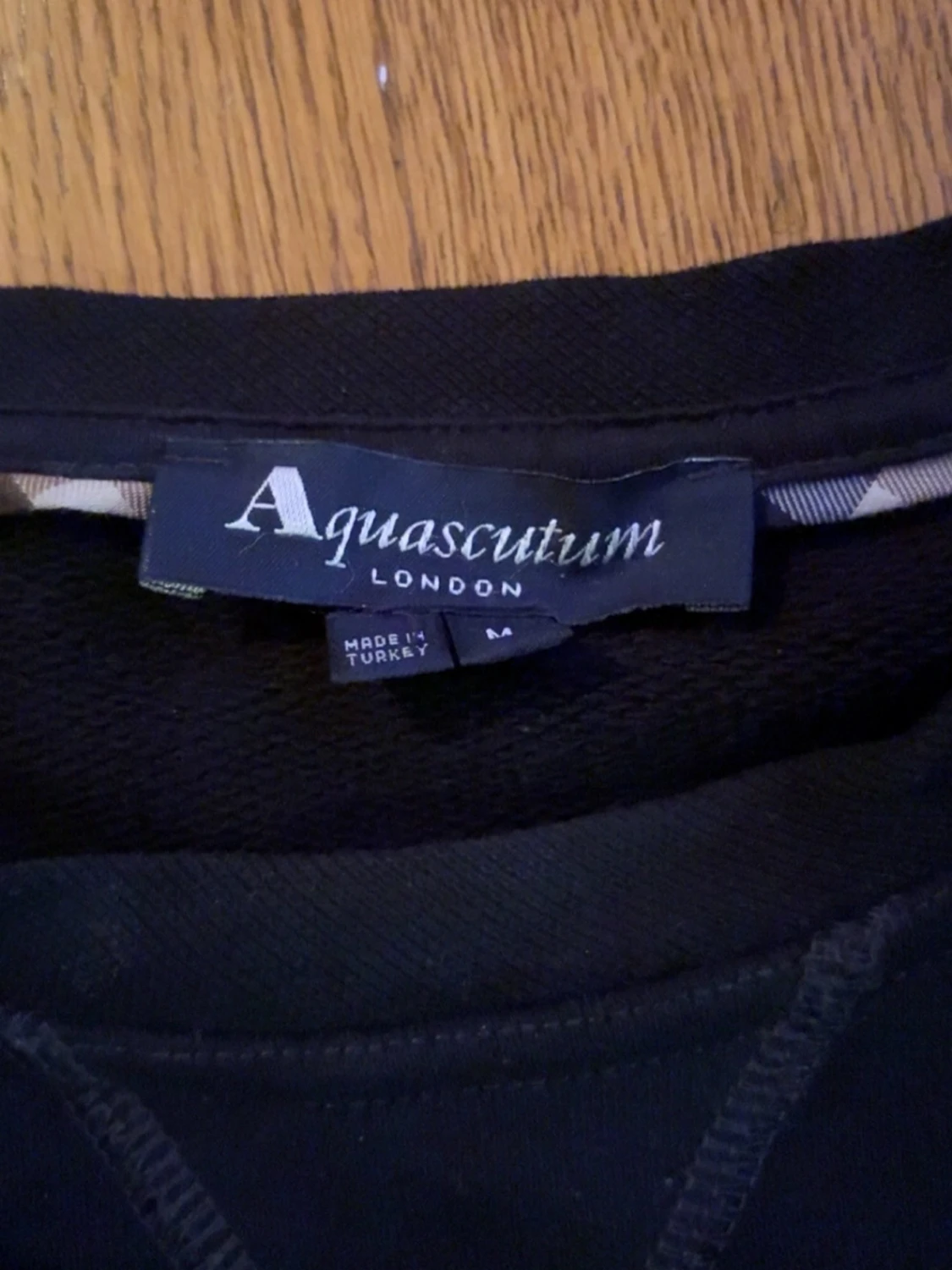 Svart sweatshirt från Aquascutum - 1