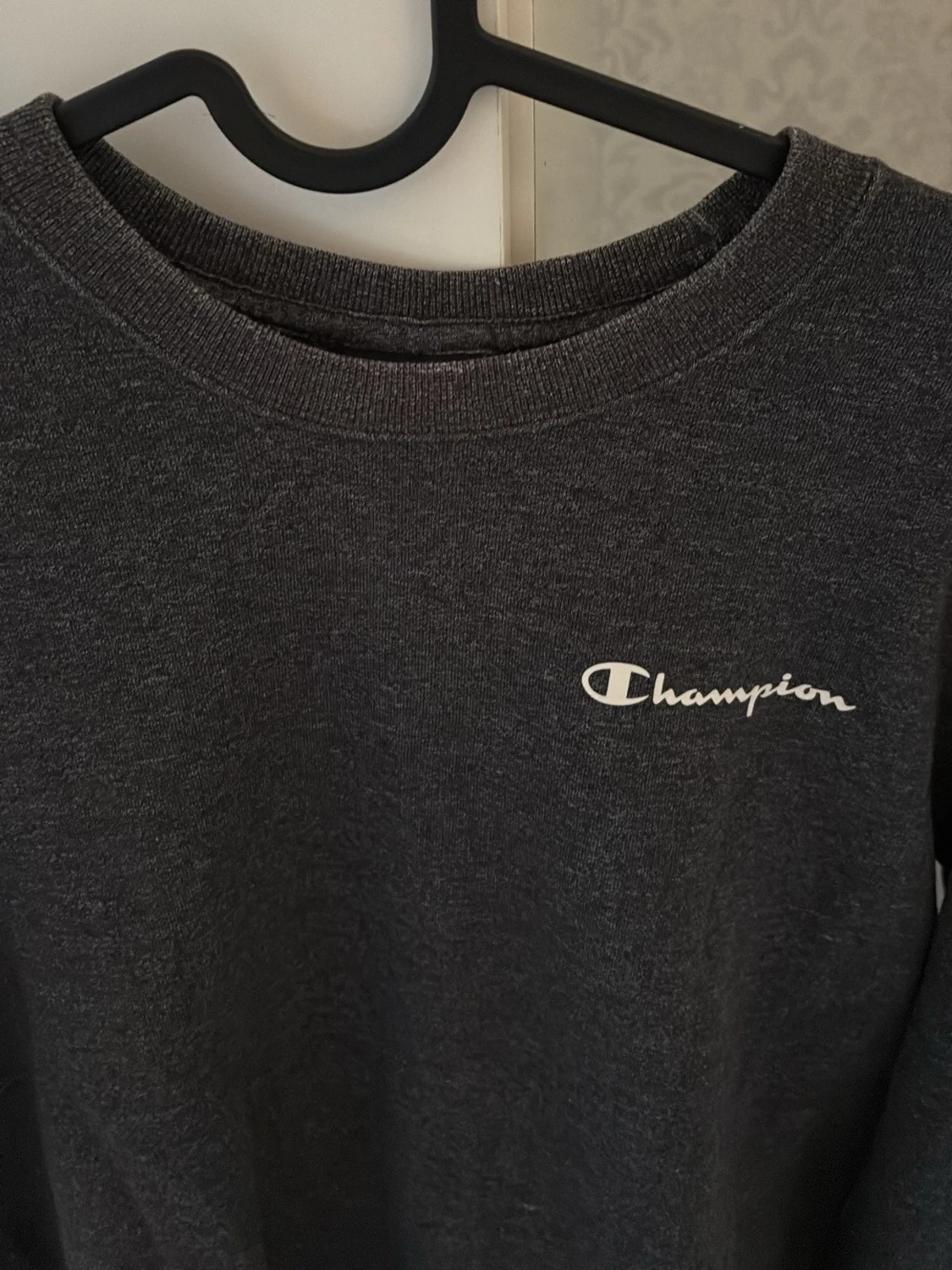 Mörkgrå sweatshirt från Champion - 1