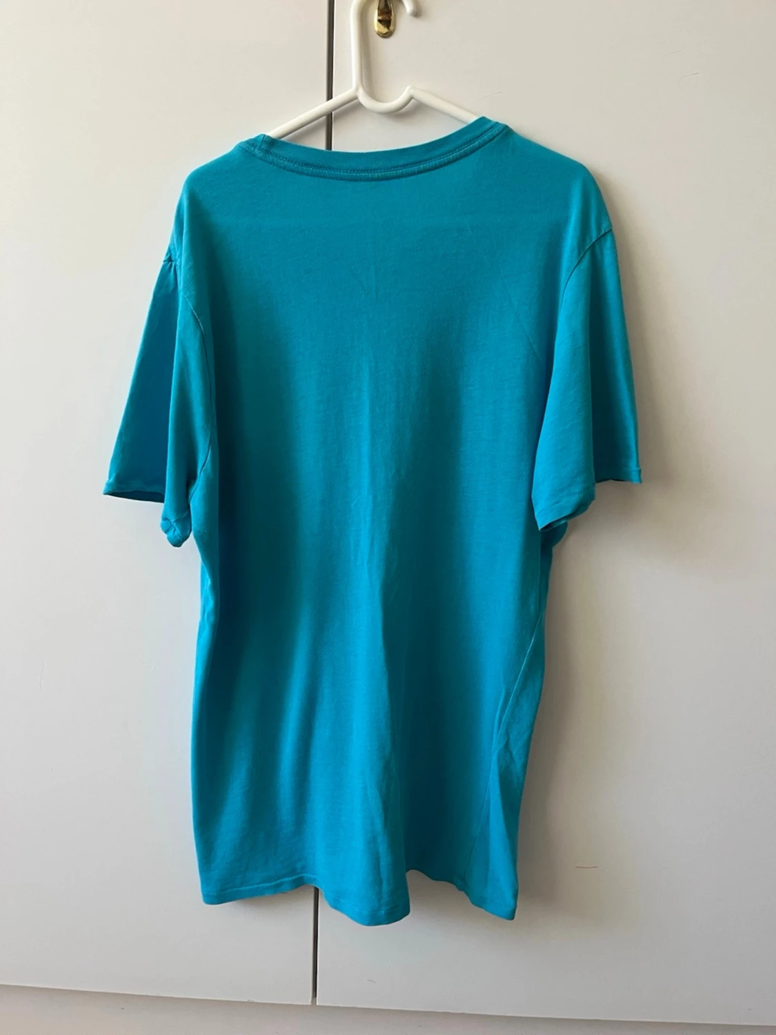 Blå t-shirt med tryck strl S - 1