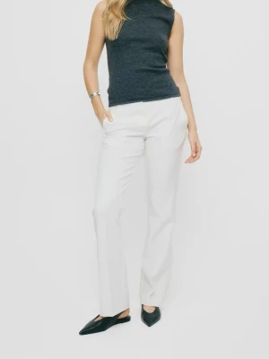 Vita kostymbyxor  - Super snygga kostymbyxor, fint skick💗