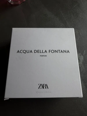 Aqua Della Fontana  - En super frisk och god Zara doft som inspirerad utav Tom Fords neroli portofino. Endast testad 