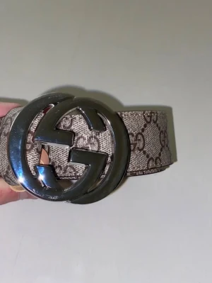 G bälte beige  - Passar 110