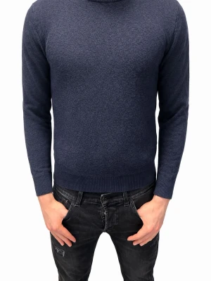 John henric merino ull - Tjena, säljer nu denna  riktigt snygga merinoull tröja från John Henric fits S, Xs . Dom är i riktigt bra skic, inga skador bara krymt i tvätten . Nypris 1200✅Vid minsta funderingar så är det bara att höra av sig//Allt gott 