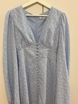 Ljusblå långklänning från Adoore 36 - Adoore klänning storlek 36