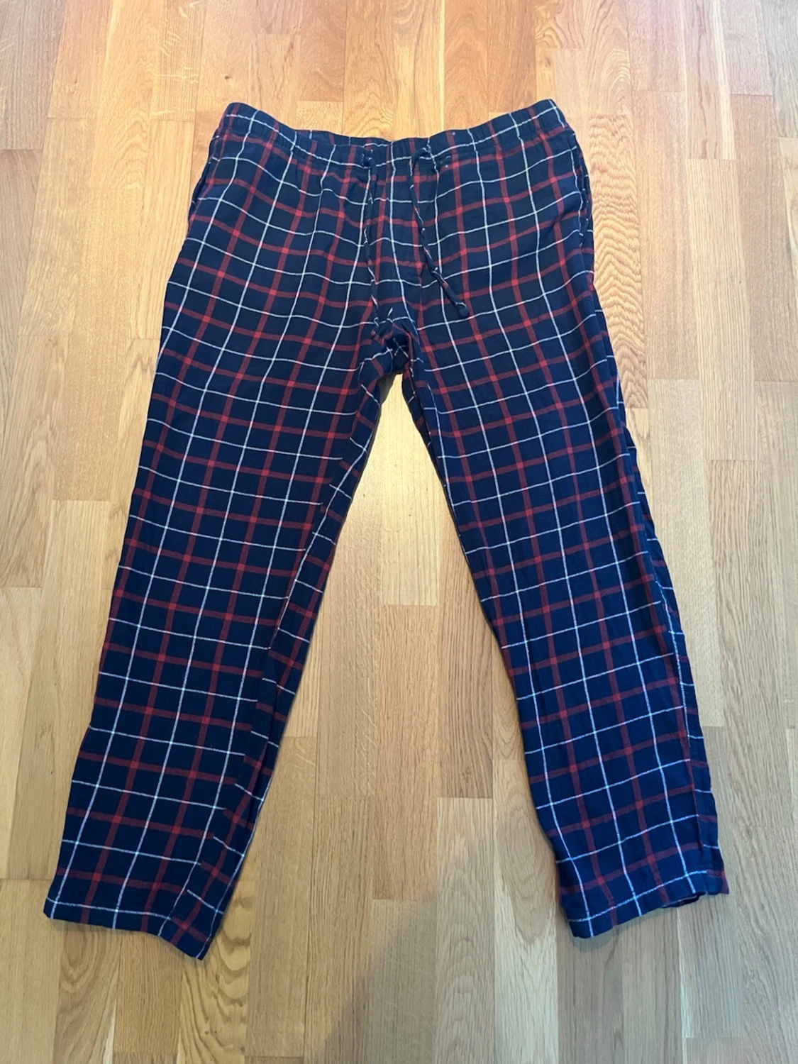 Fyra rutiga pyjamasbyxor i bomull - 1