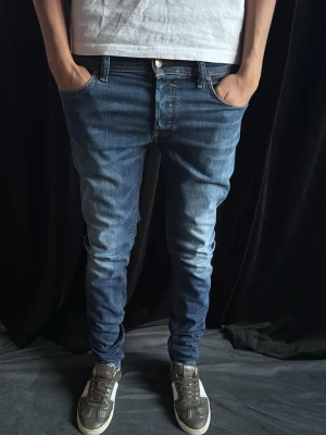 Diesel jeans  - Riktigt snygga diesel jeans med skinny/slim fit | modellen är 179cm 63kg🙌