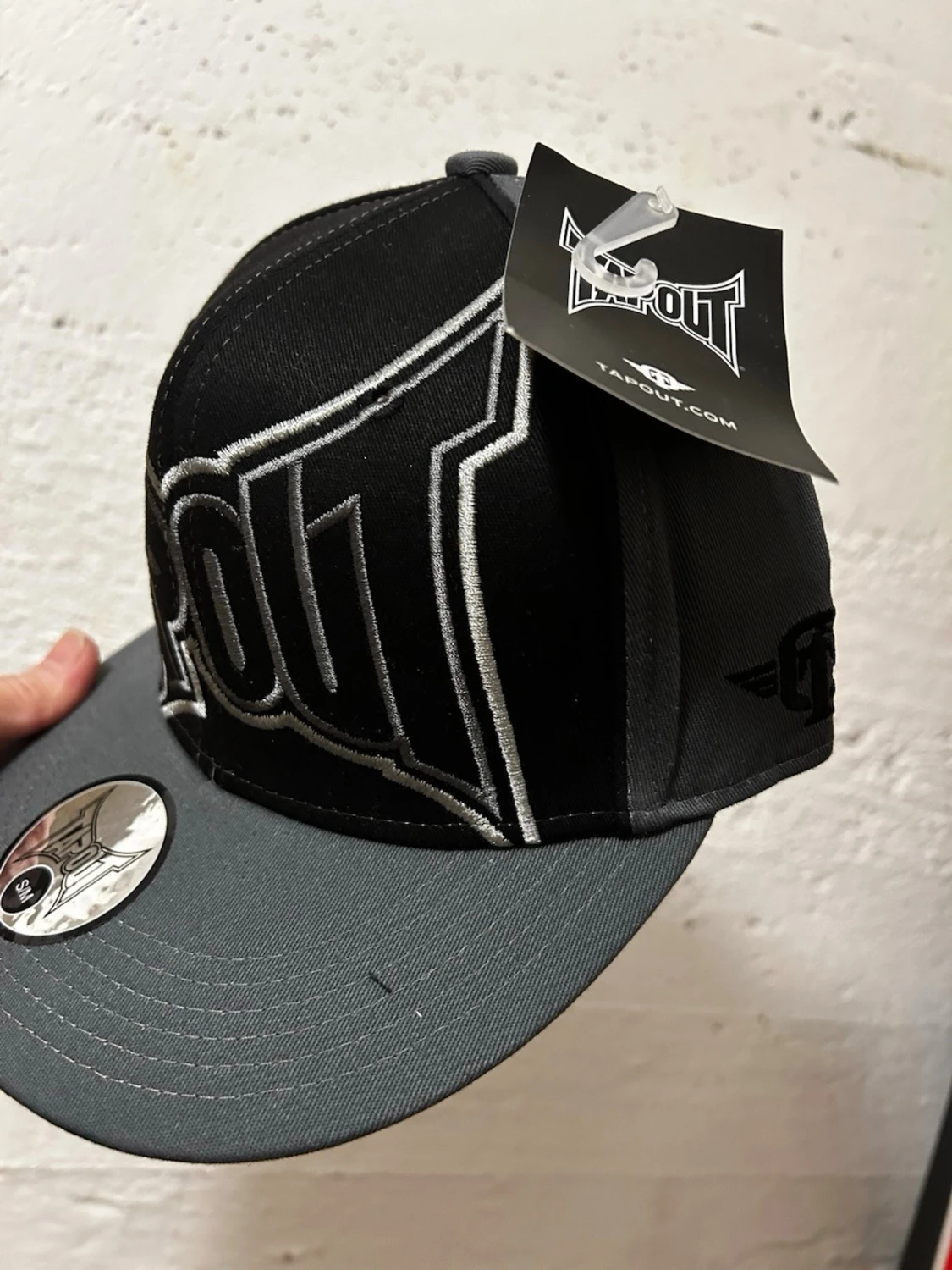 Svart och grå keps från Tapout - 1