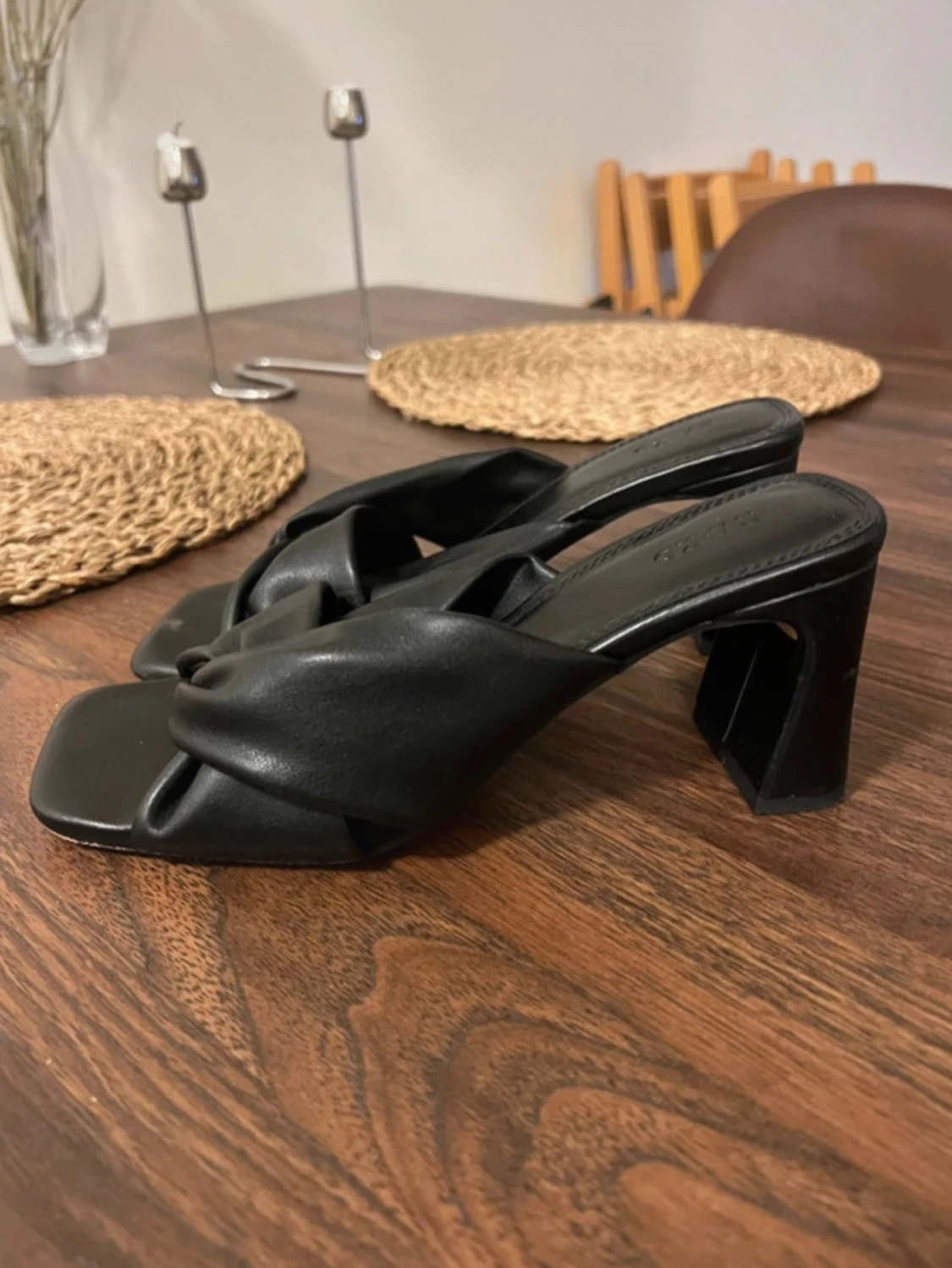 Svarta klackade sandaler från NA-KD - 2