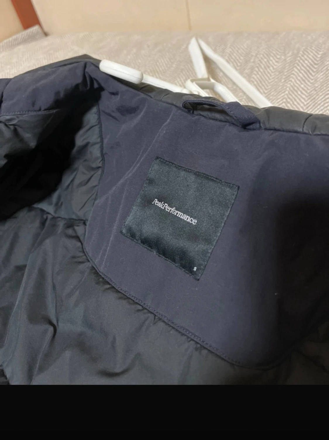 Mörkblå parkas från Peak Performance - 5