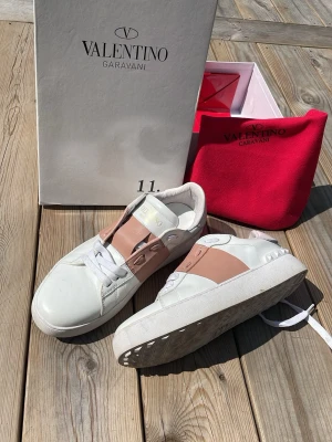 Valentino skor - Säljer då dom är för stora🥰