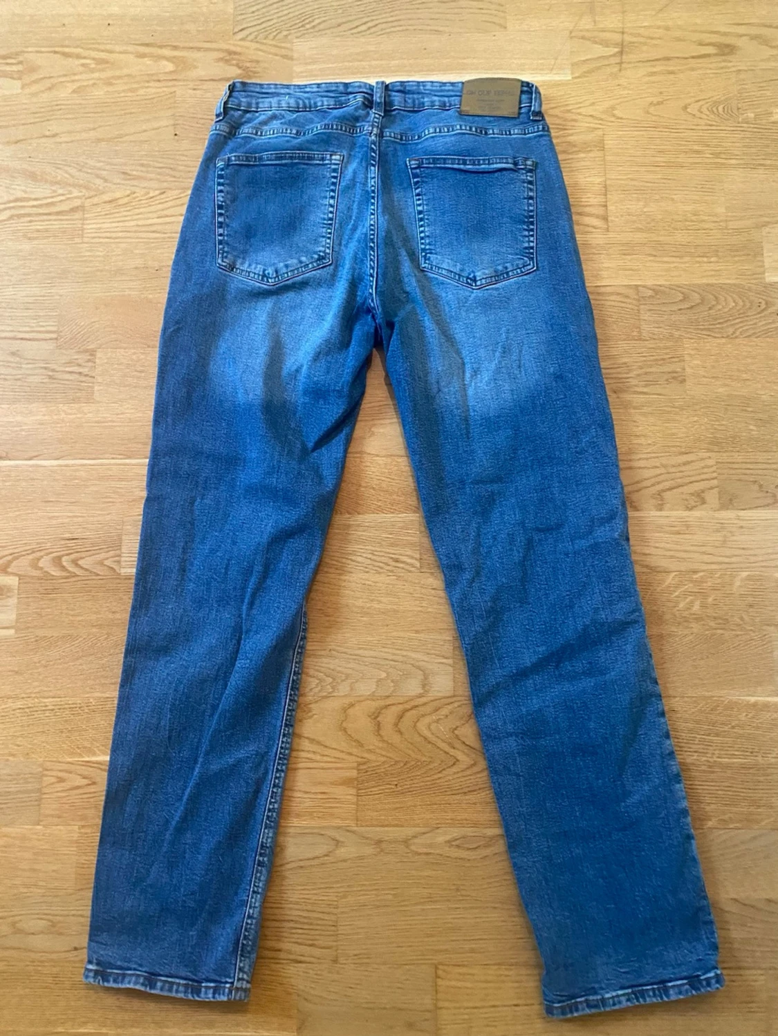 Blåa jeans från On our terms - 1