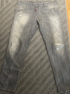 Dsquared jeans storlek 52  - Dsquared jeans storlek 52 