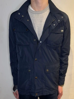 Bondelid Fieldjacka - Strl - L | Skick - 10/10 | Nypris - ca 1800kr | Vid minsta lilla fundering är det bara att höra av sig!