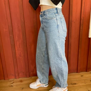 Rail-jeans - Supersnygga jeans i modellen Rail som tyvärr är lite för små för mig och därför inte har kommit till användning. 