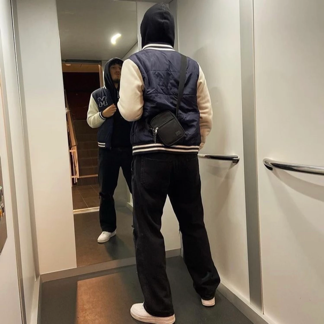 College varsity jacket  - 90