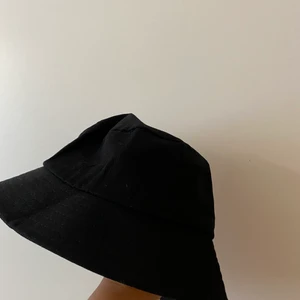 Använd en gång  - Köparen står för frakt, budgivning om flera intresserade 