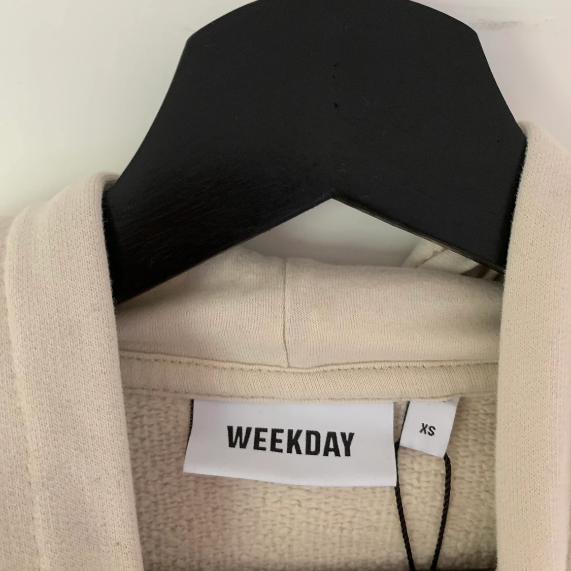 Beige croppad hoodie - 90