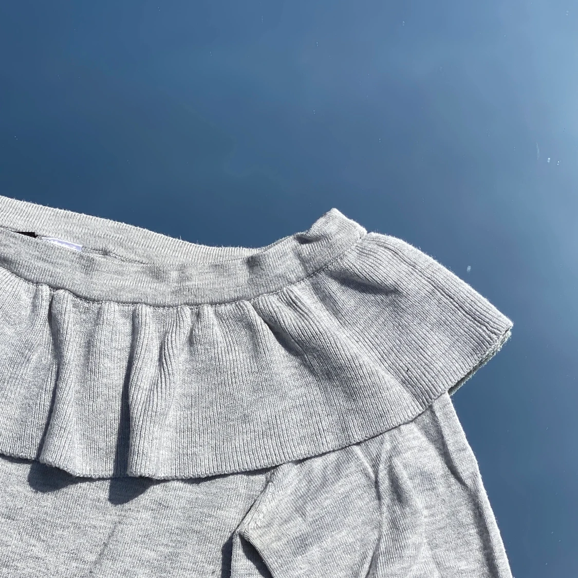 Off-shoulder tröja  - 90