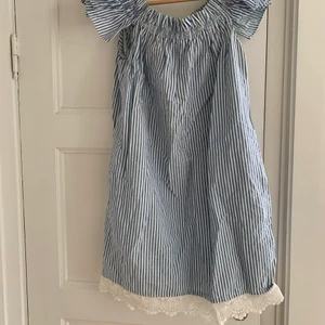 Zara klänning - Använd men i gott skick