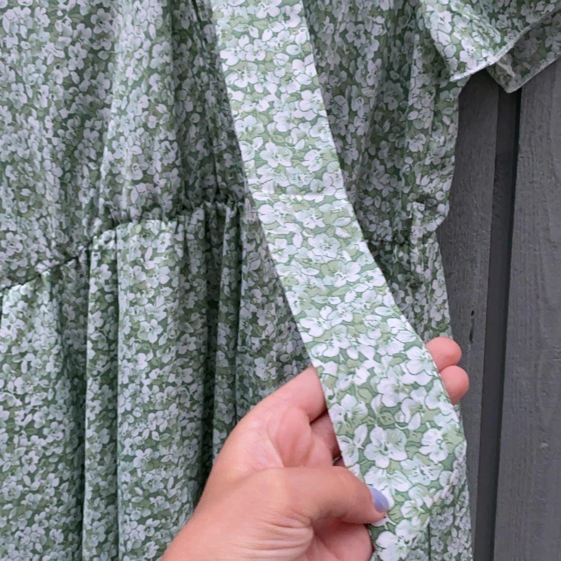 Blommig klänning  - 91