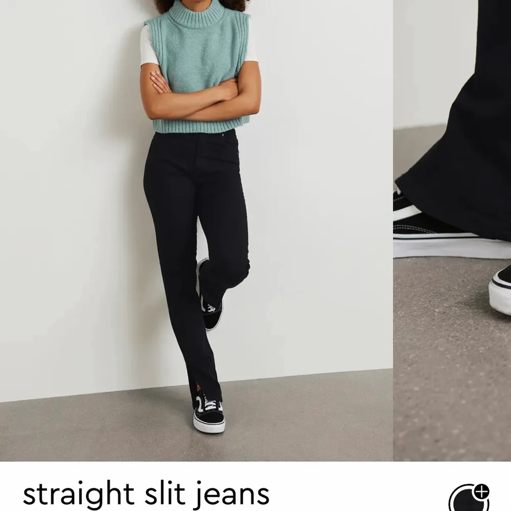 Säljer ett par jeans från Young Gina som är svarta med en slit längst nere. Jättesköna och stretchiga, på mig var de för långa men passa i längden på någon som är runt 163/164. Helt oanvända, prislappen sitter kvar och köptes för 1 månad sedan. Köpta för 399 kr. Jeans & Byxor.
