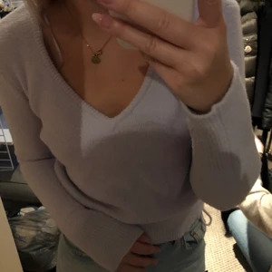 Zara stickad tröja  - Super mysig i fin lila färg