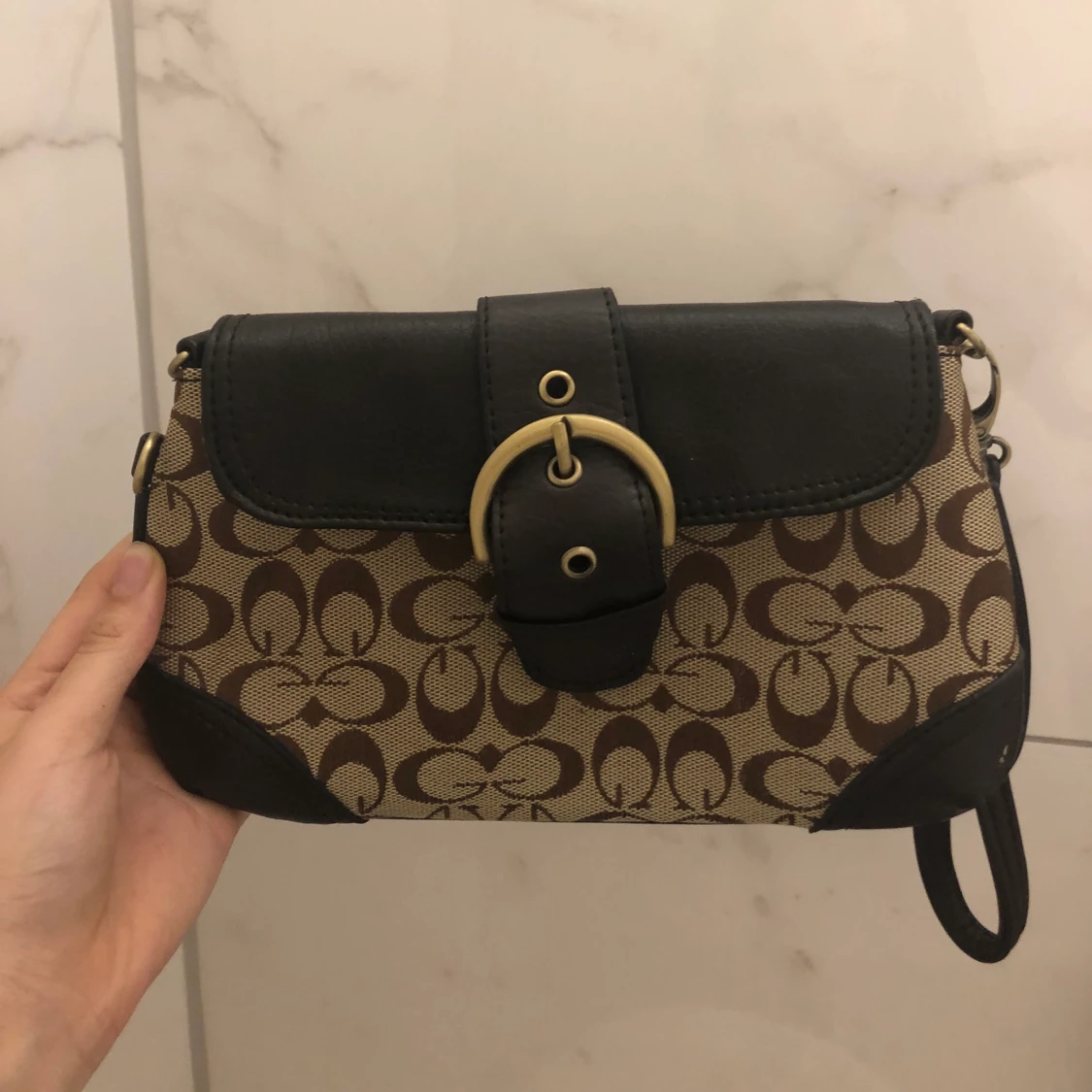 Couch inspirerad brun pouch