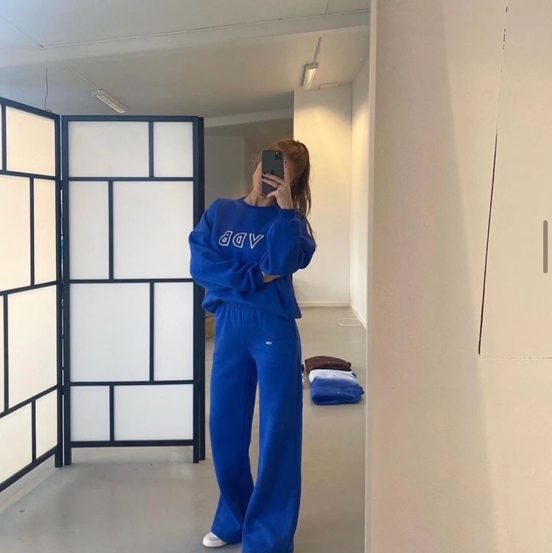 Utsålt Venderbys kronblå set s/m - 90