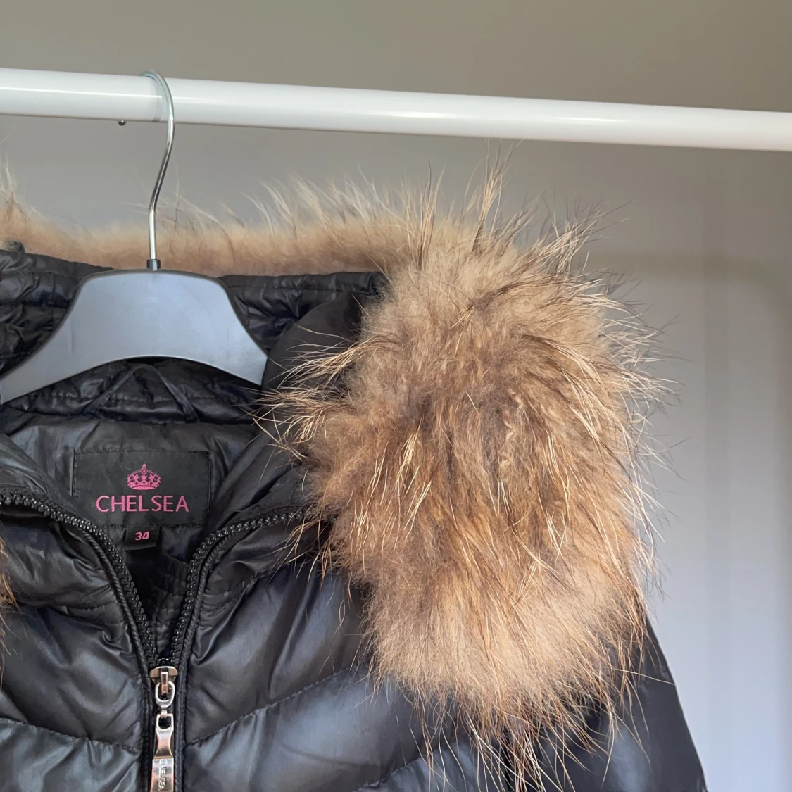 CHELSEA jacka i strl 34 - 90