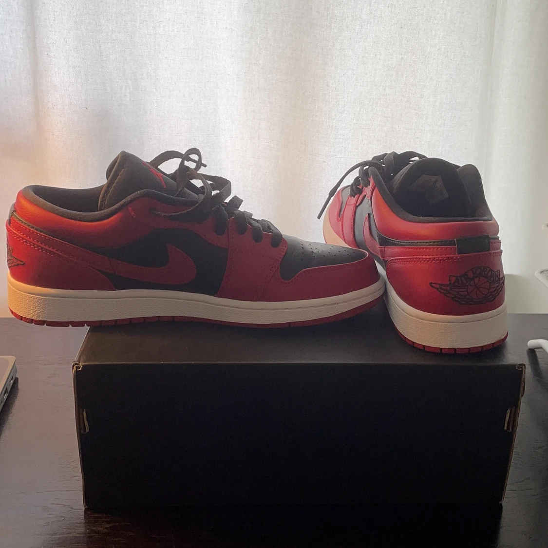 Air Jordan 1 Low Reverse Bred - 91