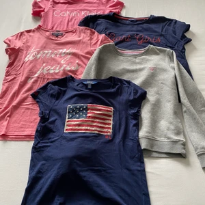 Märkeskläder 50kr/st - Säljer fina märkes tröjor från storlek 146-164. Hör av dig om du har några frågor eller vill ha fler bilder.