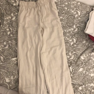 Linnebyxor - Linnebyxor från hm använda ca 2 ggr