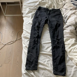 H&M byxor storlek 36 - använt 2-3 gånger 