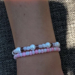 Pärlarmband  - Egengjorda pärlarmband, super fina och somriga💓