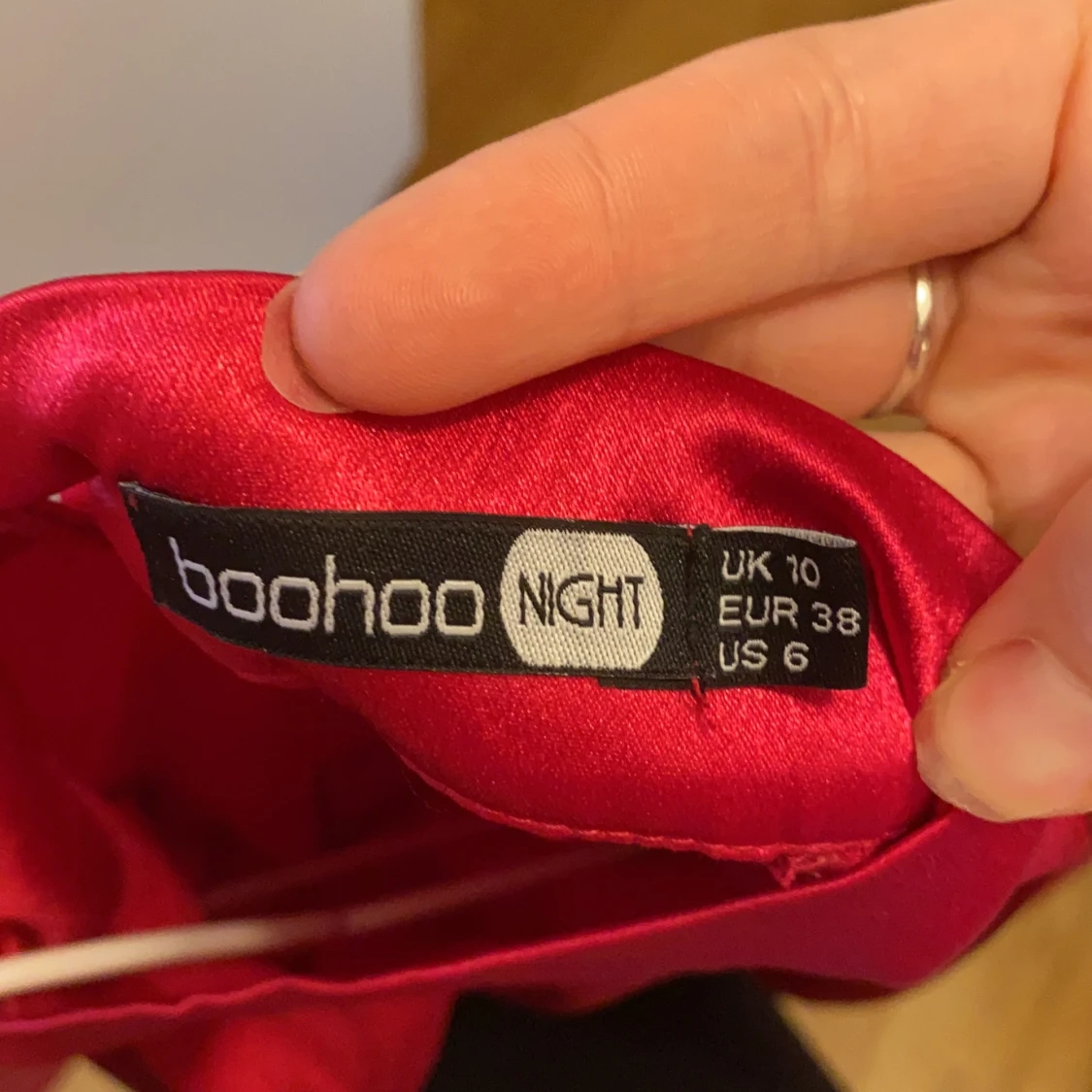 Boohoo fest klänning  - 91