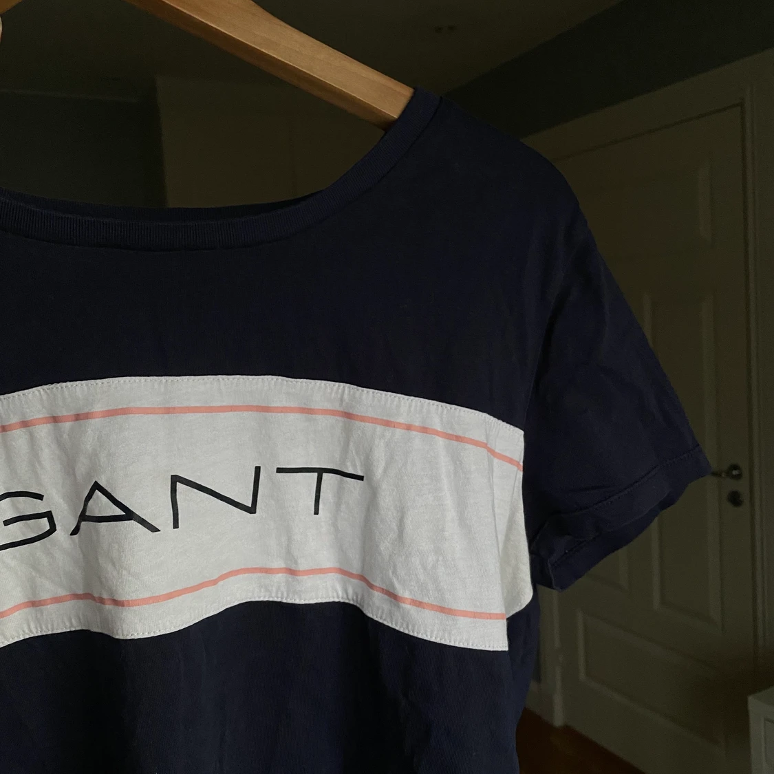 Marinblå Gant T-shirt - 91