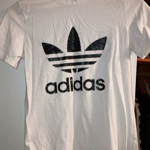 Adidas - Addidas tröja