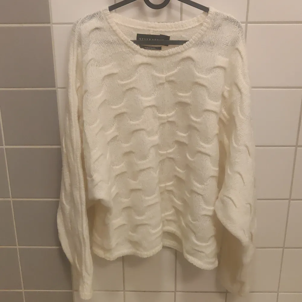 White knitted shirt, mohair blended.. Tröjor & Koftor.
