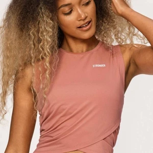 Stronger topp - Stronger topp i storlek S .