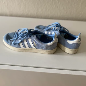 Adidas Camper - Väldigt bra skick, endast lite envända förra sommaren. Säljer pga för stora för mig. 